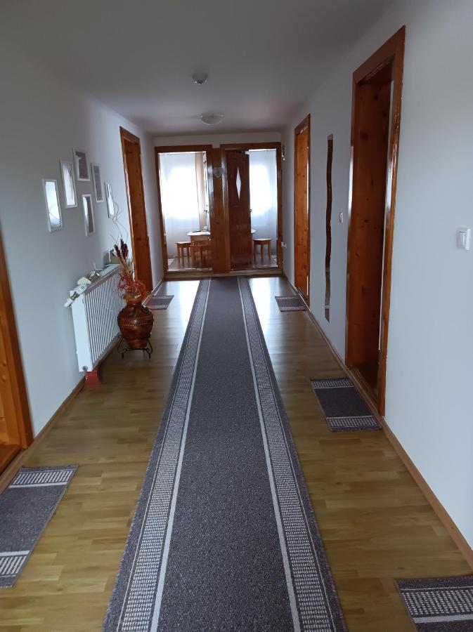Nárcisz B&B Corund  Exterior foto