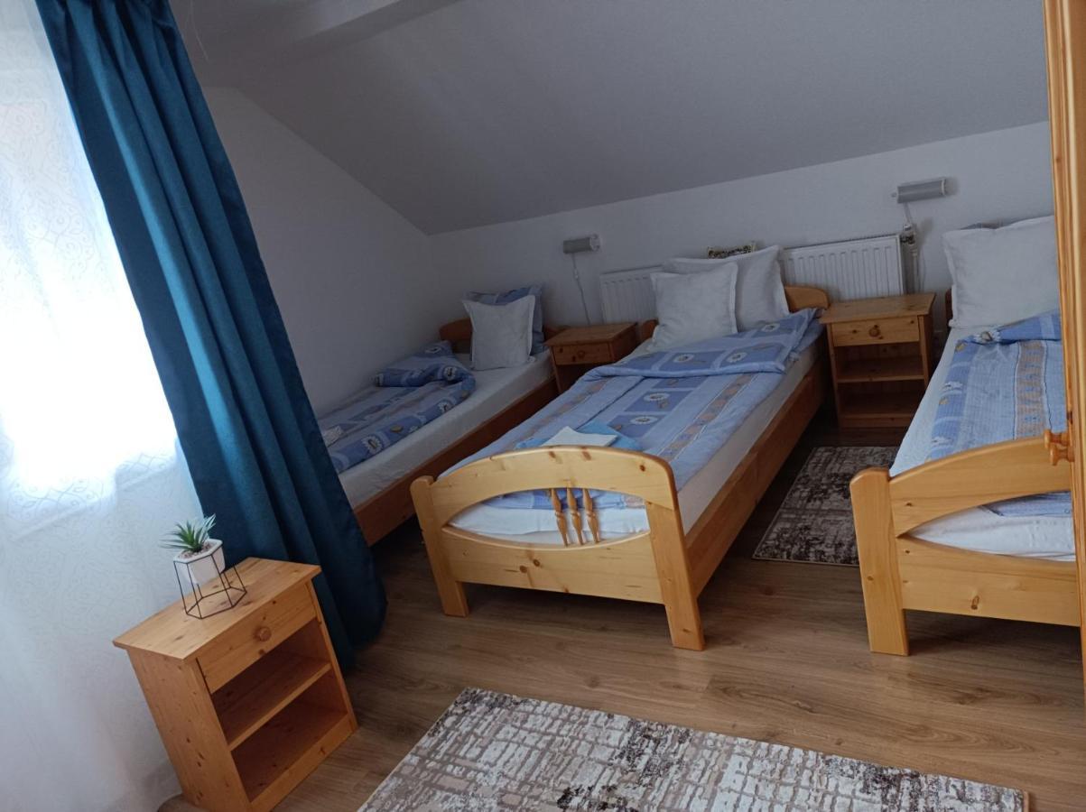 Nárcisz B&B Corund  Exterior foto
