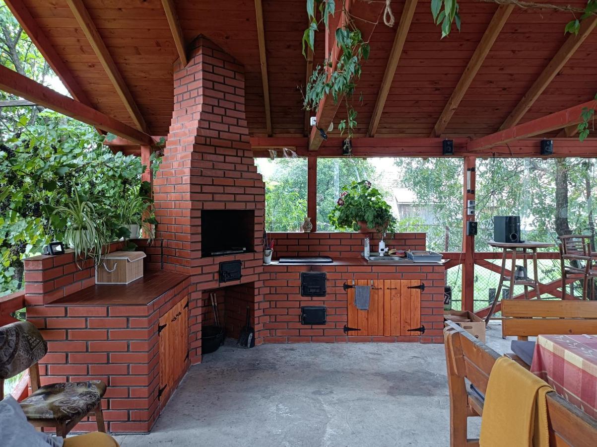 Nárcisz B&B Corund  Exterior foto